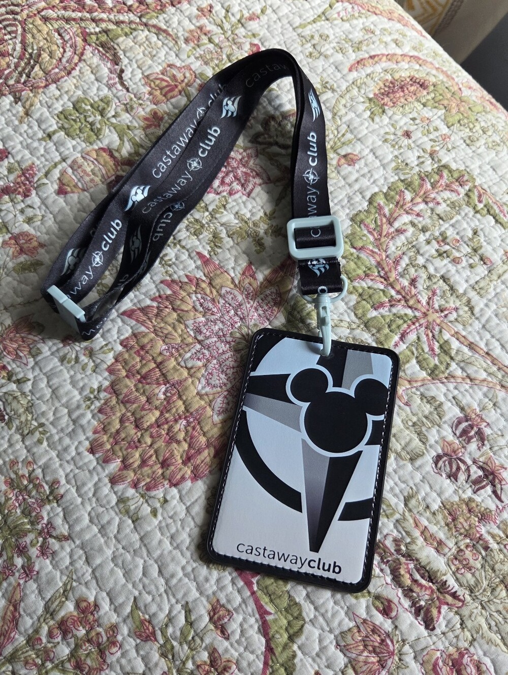 Disney Cruise Line Platinum Lanyard